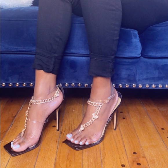 Women’s butterfly heels. - Picture 7 of 11